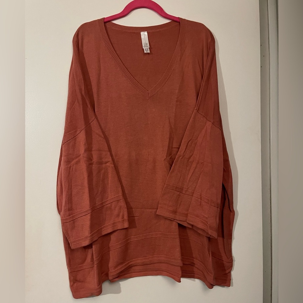MarlaWynne Terracotta V-Neck Tunic • Women’s 1X • Flowy Top